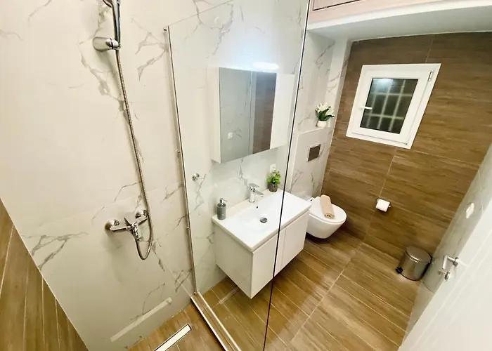 Grey Quiet Appartement